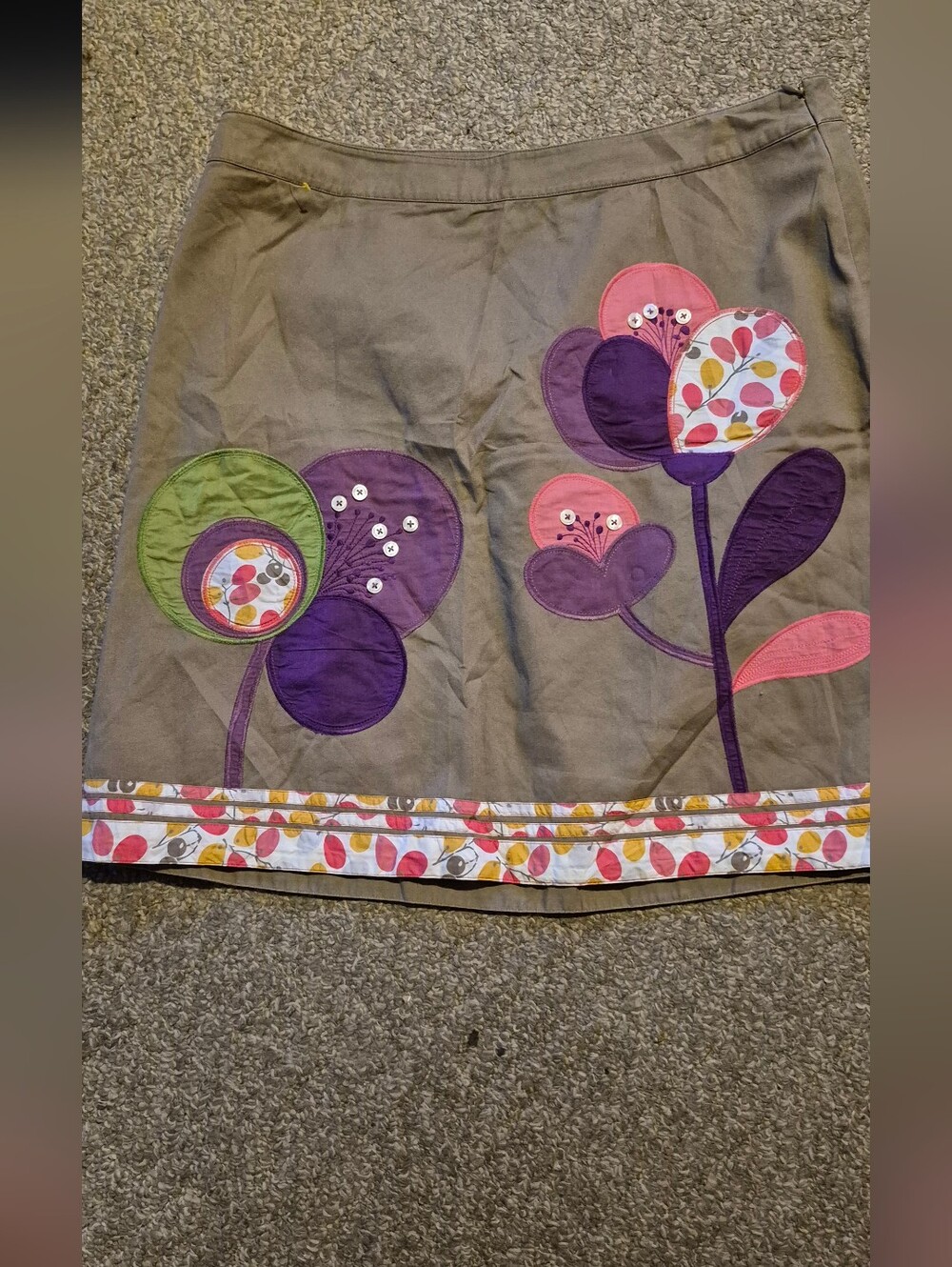 Boden Khaki A-Line Skirt with Purple, Pink & Green Floral Appliqué Sz.14
